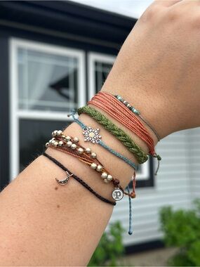 Pura Vida | Boho Neutral Bracelet Set of String Bracelets | One Size